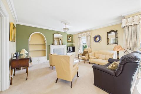 undefined, Queens Parade, Cheltenham