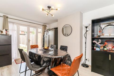 46 Colne Way, Watford, WD24 7NA