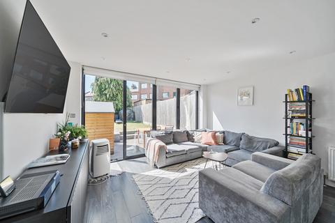 undefined, Victoria Road, New Barnet, EN4