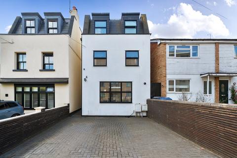 undefined, Victoria Road, New Barnet, EN4