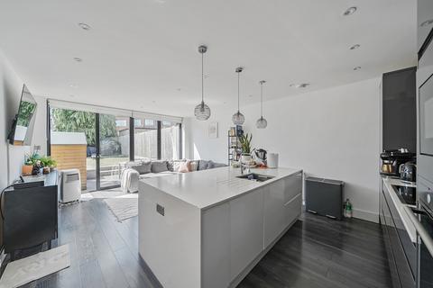 undefined, Victoria Road, New Barnet, EN4