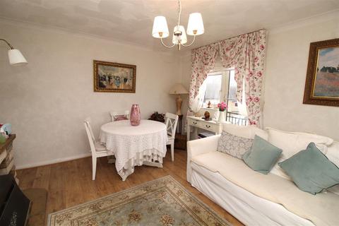 1 bedroom flat for sale, Marshe Close, Potters Bar EN6