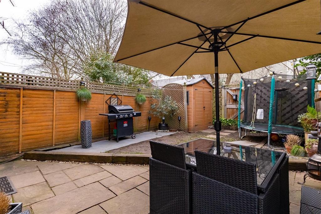 40 Hampden Close (17).jpg