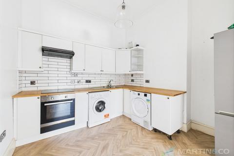 1 bedroom apartment to rent, Truro