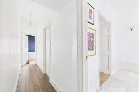 1 bedroom apartment to rent, Truro