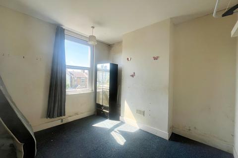 1 bedroom apartment for sale, Macdonald Avenue, Wescliff On Sea SS0