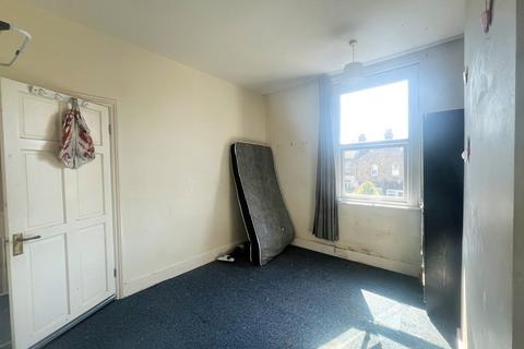 1 bedroom apartment for sale, Macdonald Avenue, Wescliff On Sea SS0