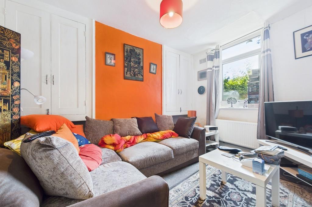 Cam01085 g0 pr0595 still002