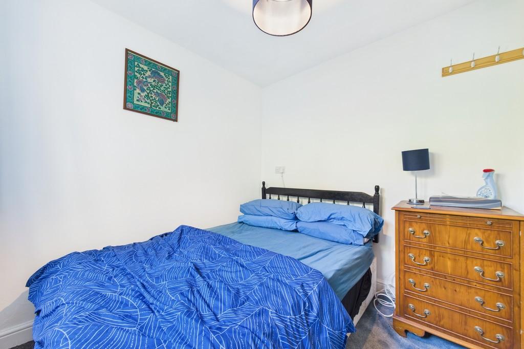 Cam01085 g0 pr0595 still005