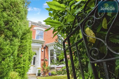 69 Abbey Road, Grimsby, DN32 0HN