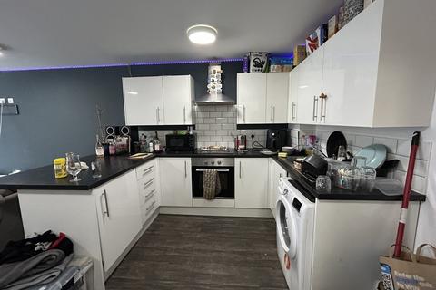 3 bedroom apartment for sale, Fox Street, Fox Street Village, Liverpool