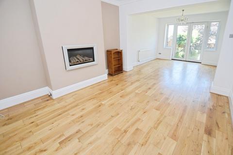 3 bedroom semi-detached house for sale, Nab Wood Grove, Bradford BD18