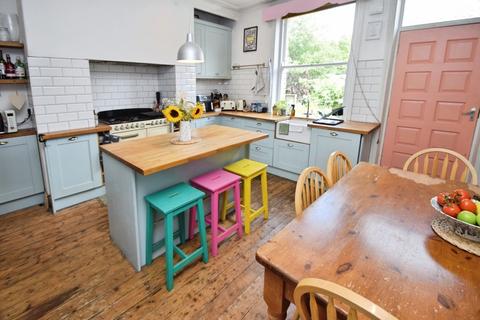 3 bedroom terraced house for sale, Leyburn Grove, Bradford BD18