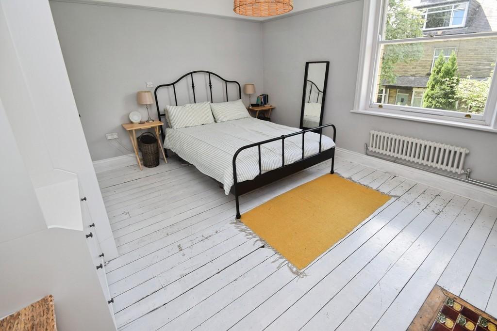 232760f7-Bedroom