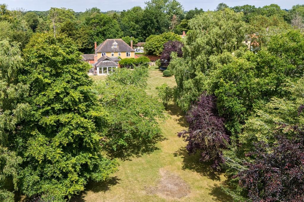 1440px-Orchard House-55