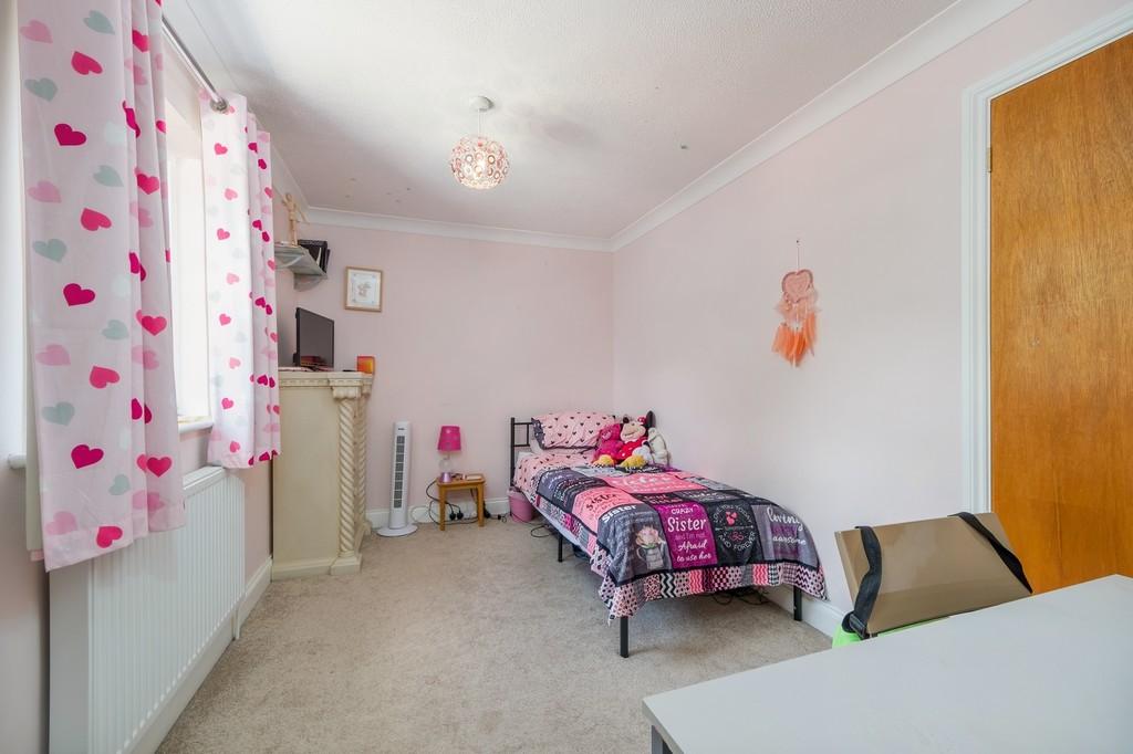 1440px-Orchard House-25