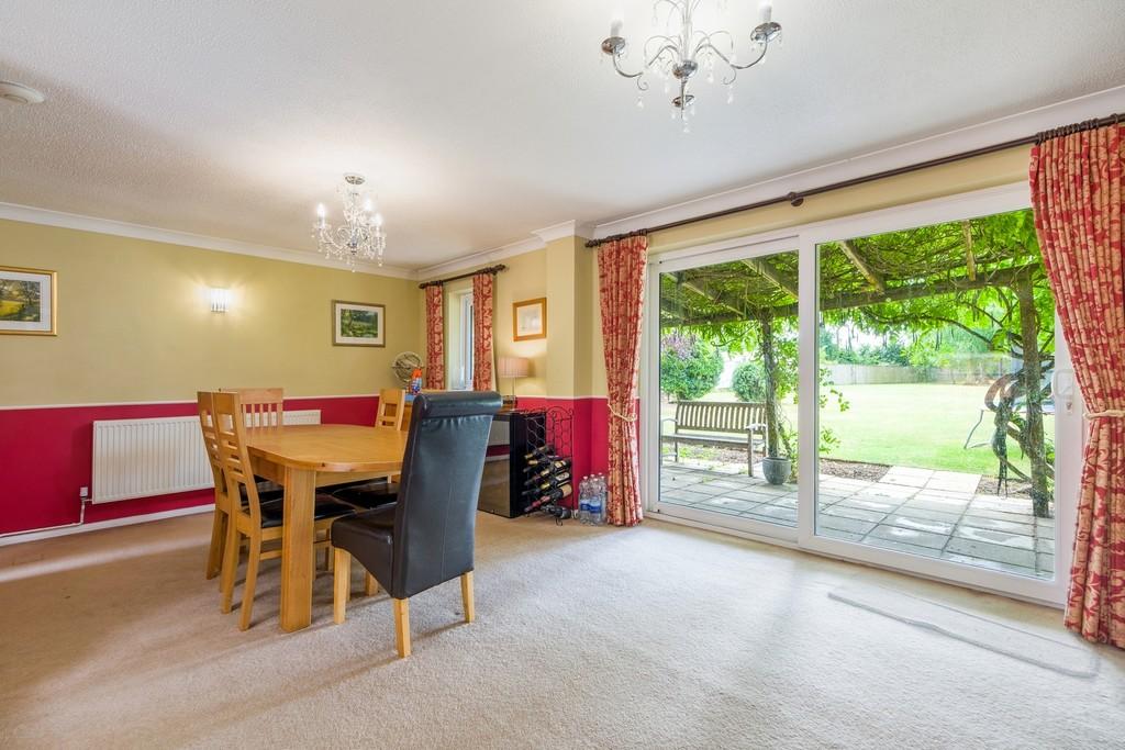 1440px-Orchard House-13