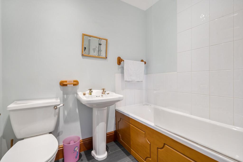 Bedroom 2 Ensuite