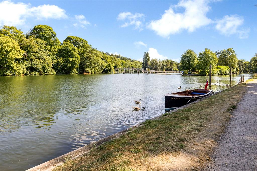Mooring
