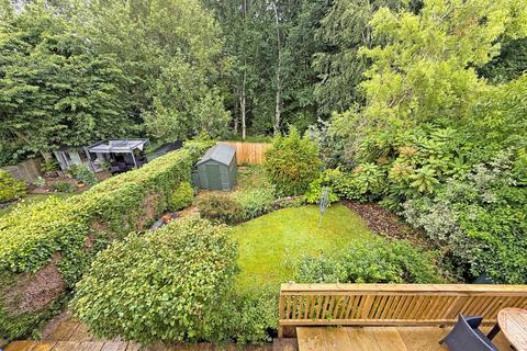 undefined, Hollins Crescent, Harrogate