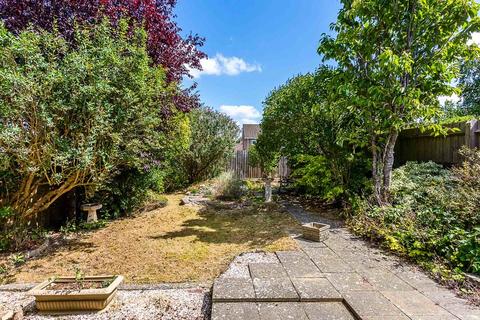 undefined, Ashridge Close, Rushden NN10