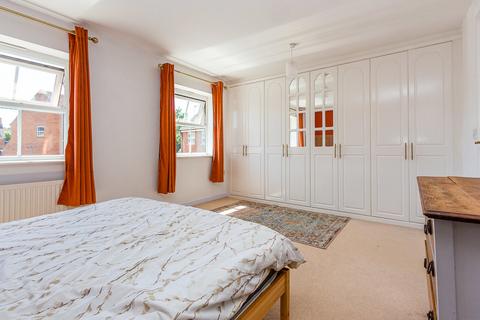 4 bedroom end of terrace house to rent, Blackwell Close, Higham Ferrers NN10