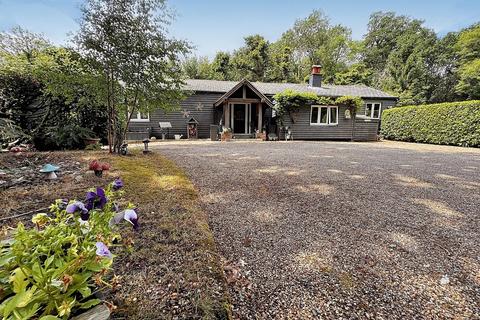 3 bedroom detached bungalow for sale, London Road, Benfleet
