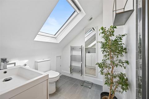 3 bedroom maisonette to rent, Valetta Road, London, W3