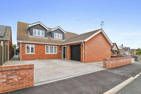 5 bedroom detached house for sale, Stephen Road, Kesgrave, IP5