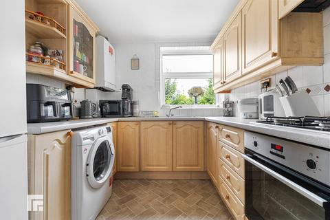 2 bedroom ground floor flat for sale, Pant-y-Celyn Road, Penarth CF64
