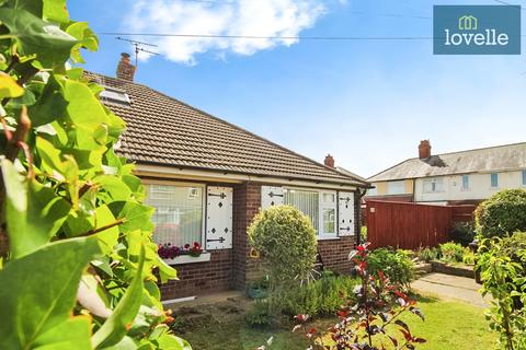 2 bedroom semi-detached bungalow for sale, Longfield Road, Grimsby DN34