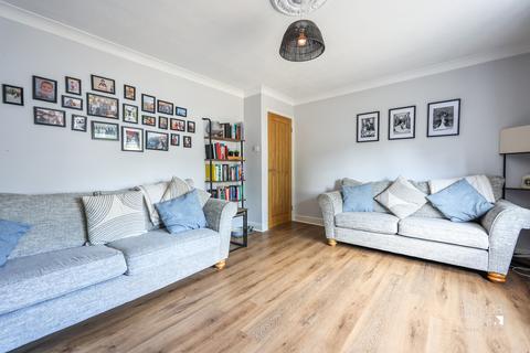 3 Swallowfield, Tamworth, B79 7SG