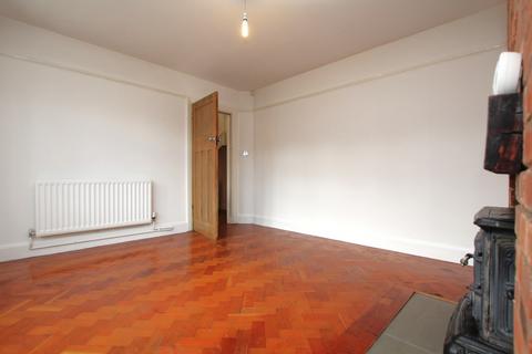 3 bedroom semi-detached house for sale, Lache Park Avenue