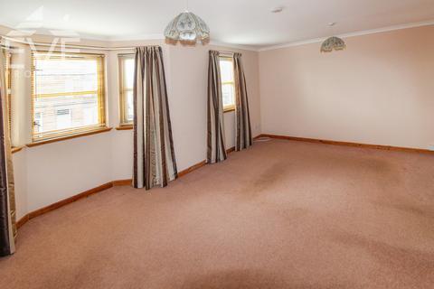 2 bedroom flat to rent, Drumry Road, Clydebank G81