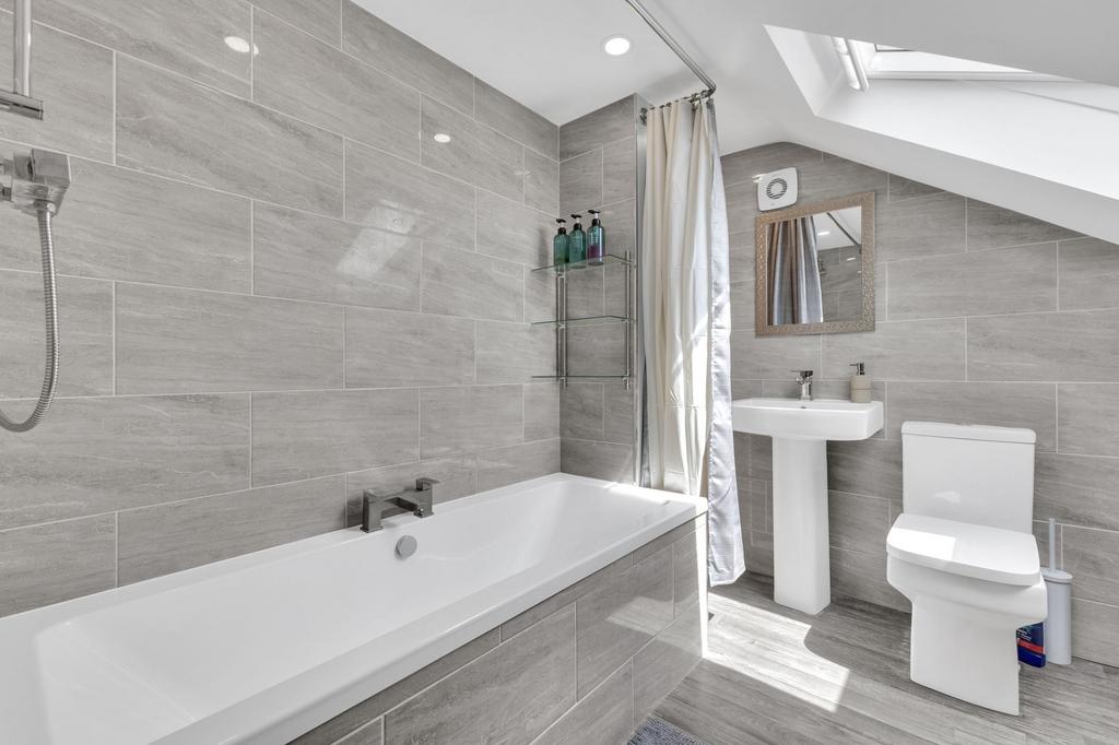 Ensuite