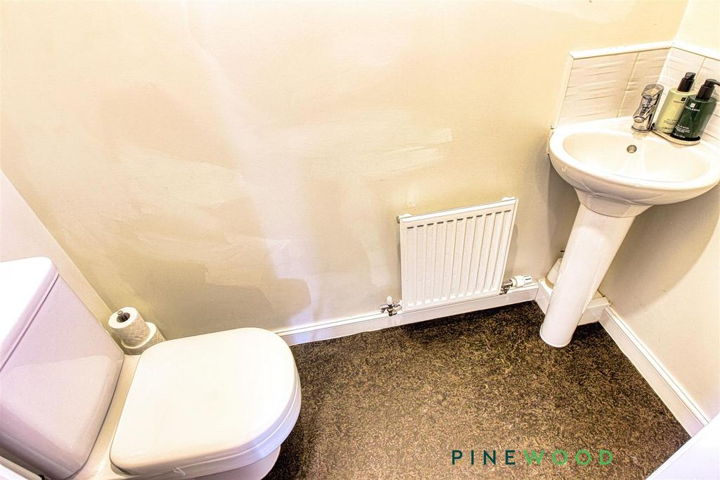 Ground floor wc