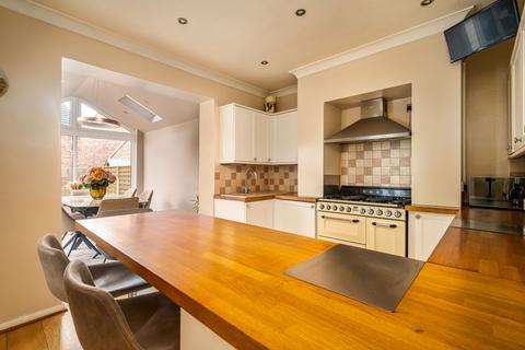87 Whitehall Road, Drighlington, Bradford, BD11 1LN