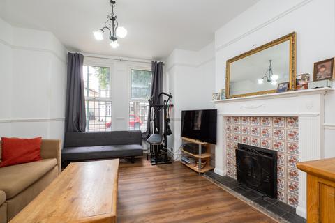 4 bedroom semi-detached house for sale, Lenham Road, Sutton SM1