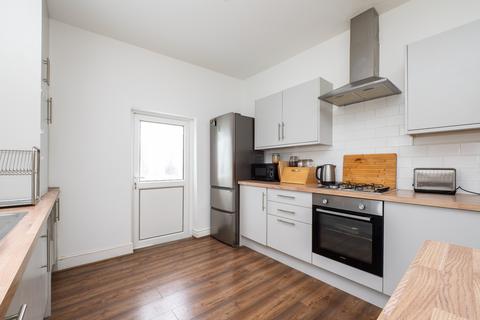4 bedroom semi-detached house for sale, Lenham Road, Sutton SM1