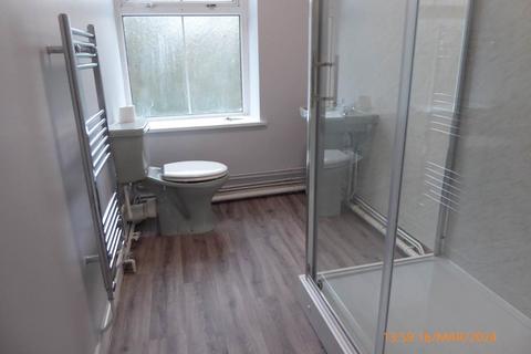 1 bedroom flat to rent, Carmarthen , ,