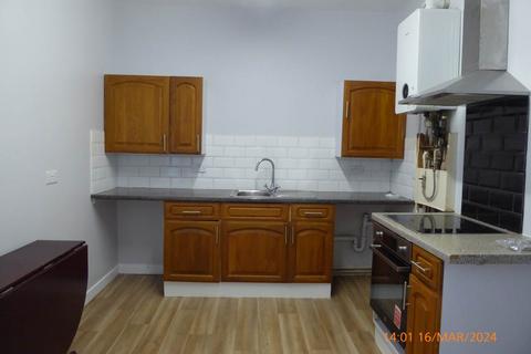 1 bedroom flat to rent, Carmarthen , ,
