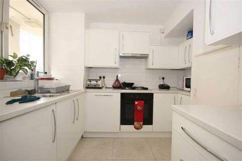 3 bedroom flat to rent, Bath Terrace, London SE1