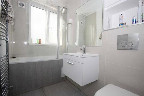 3 bedroom flat to rent, Bath Terrace, London SE1