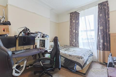 undefined, Plymouth, Devon PL1