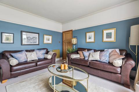 7 Brora Drive, Giffnock, Glasgow, G46 6NP