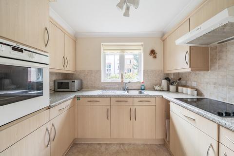 undefined, Cheltenham Road, Cheltenham GL52