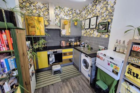 3 Buckingham Mount, Leeds, LS6 1DN