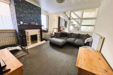 2 bedroom semi-detached house for sale, Albutts Road, Brownhills, Walsall WS8 7ND