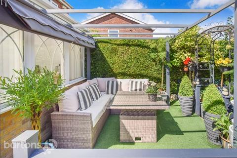 2 bedroom semi-detached house for sale, Yarwell Drive, MALTBY