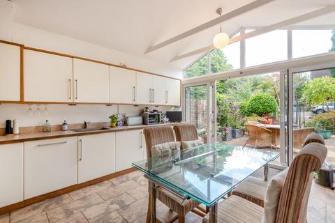 4 bedroom link detached house for sale, Middle Street, Shere